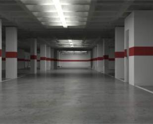 Garage to rent in Casco Antiguo - Sta. Cruz - Ayuntamiento Garage to rent in Casco Antiguo - Sta. Cruz - Ayuntamiento