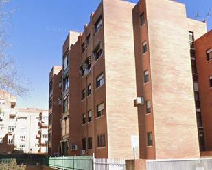 Exterior view of Flat for sale in Alcalá de Henares  with Air Conditioner, Heating and Private garden