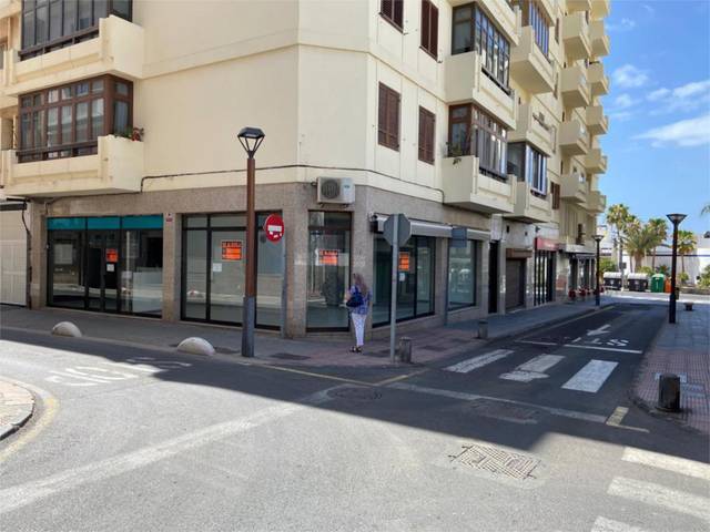 Local comercial en Alquiler en Calle Canalejas, 27 en Centro - La Vega Alta