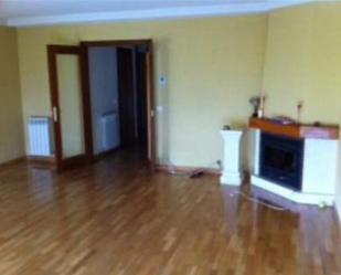 Living room of Flat to rent in Colmenar Viejo  with Heating, Private garden and Terrace