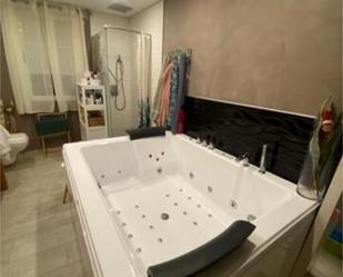 Bathroom of House or chalet for sale in Benicasim / Benicàssim  with Swimming Pool