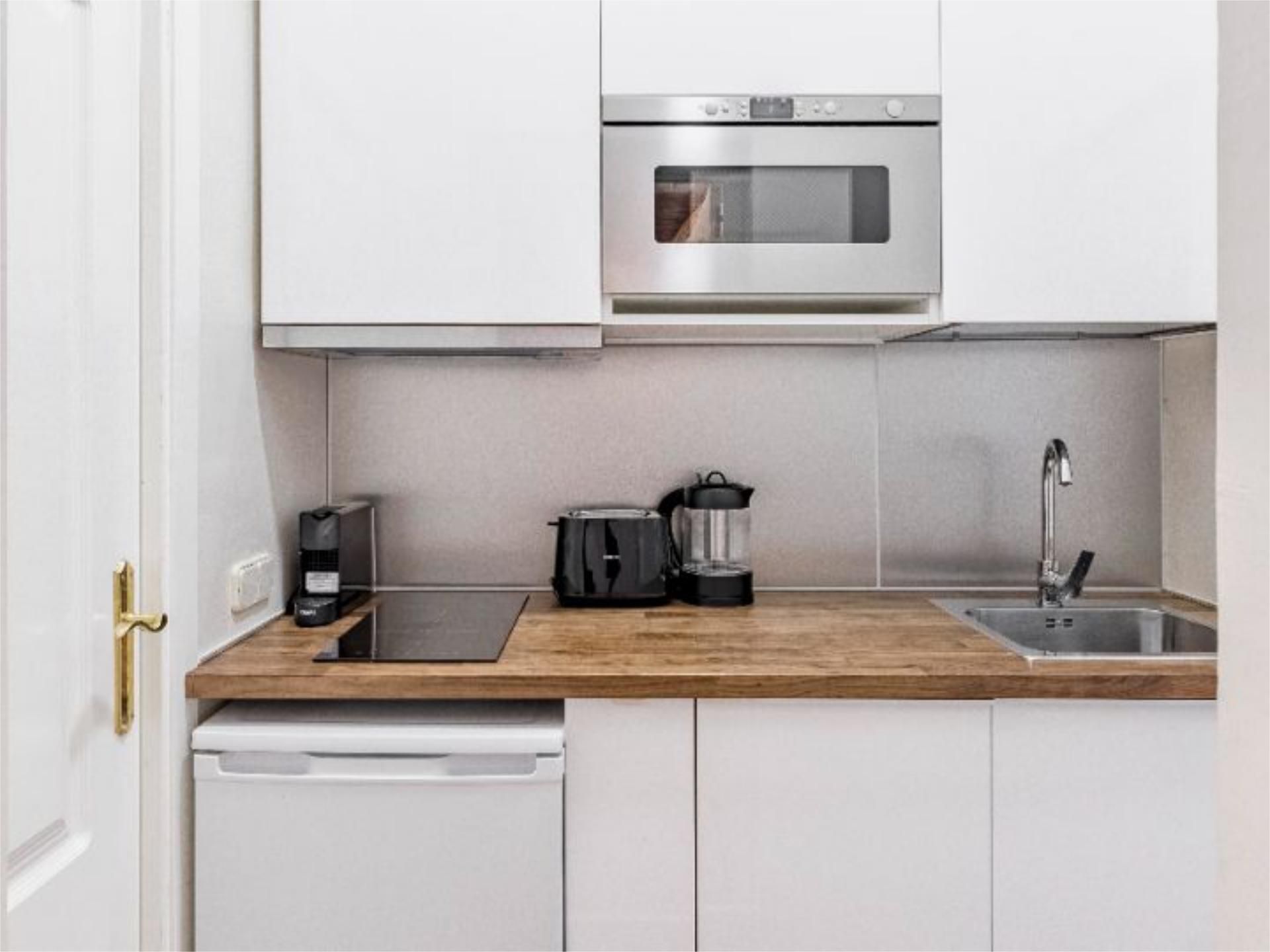 Study to rent in Calle de la Madera, 9, Universidad - Malasaña