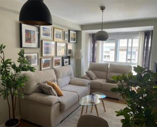 Living room of Flat to rent in  Sevilla Capital  with Air Conditioner and Balcony