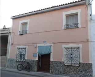 Exterior view of Country house for sale in Lillo  with Private garden and Storage room