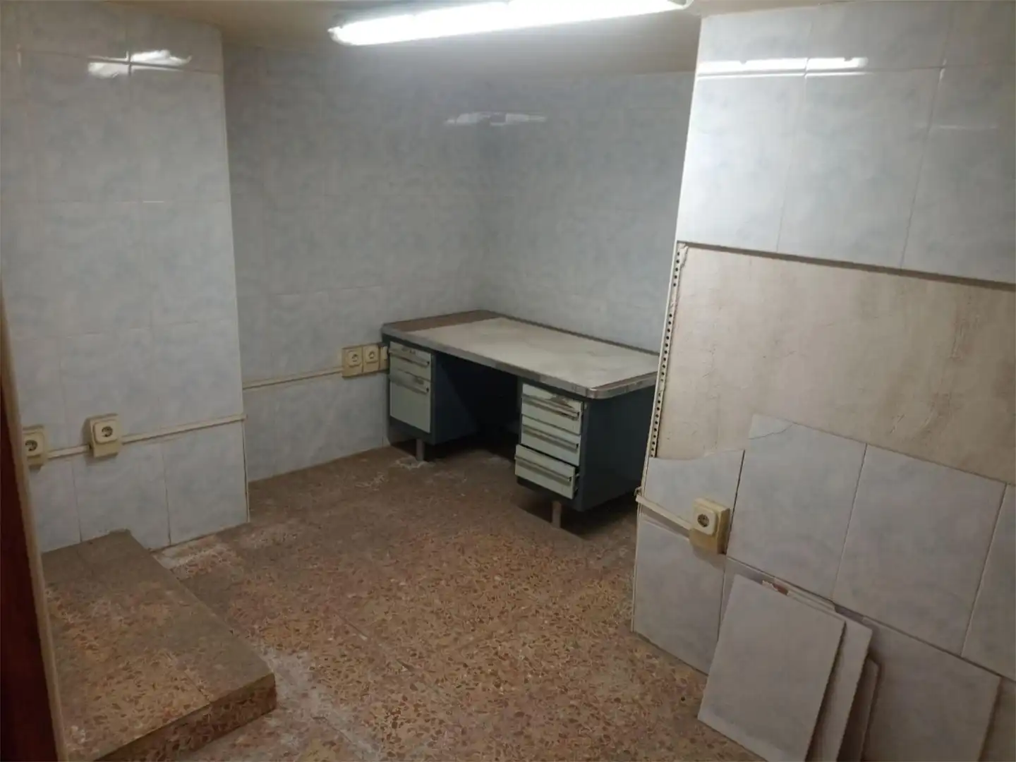 Local en venta en Calle Andalucia, 21, Juan de la Cierva Local en venta en Getafe