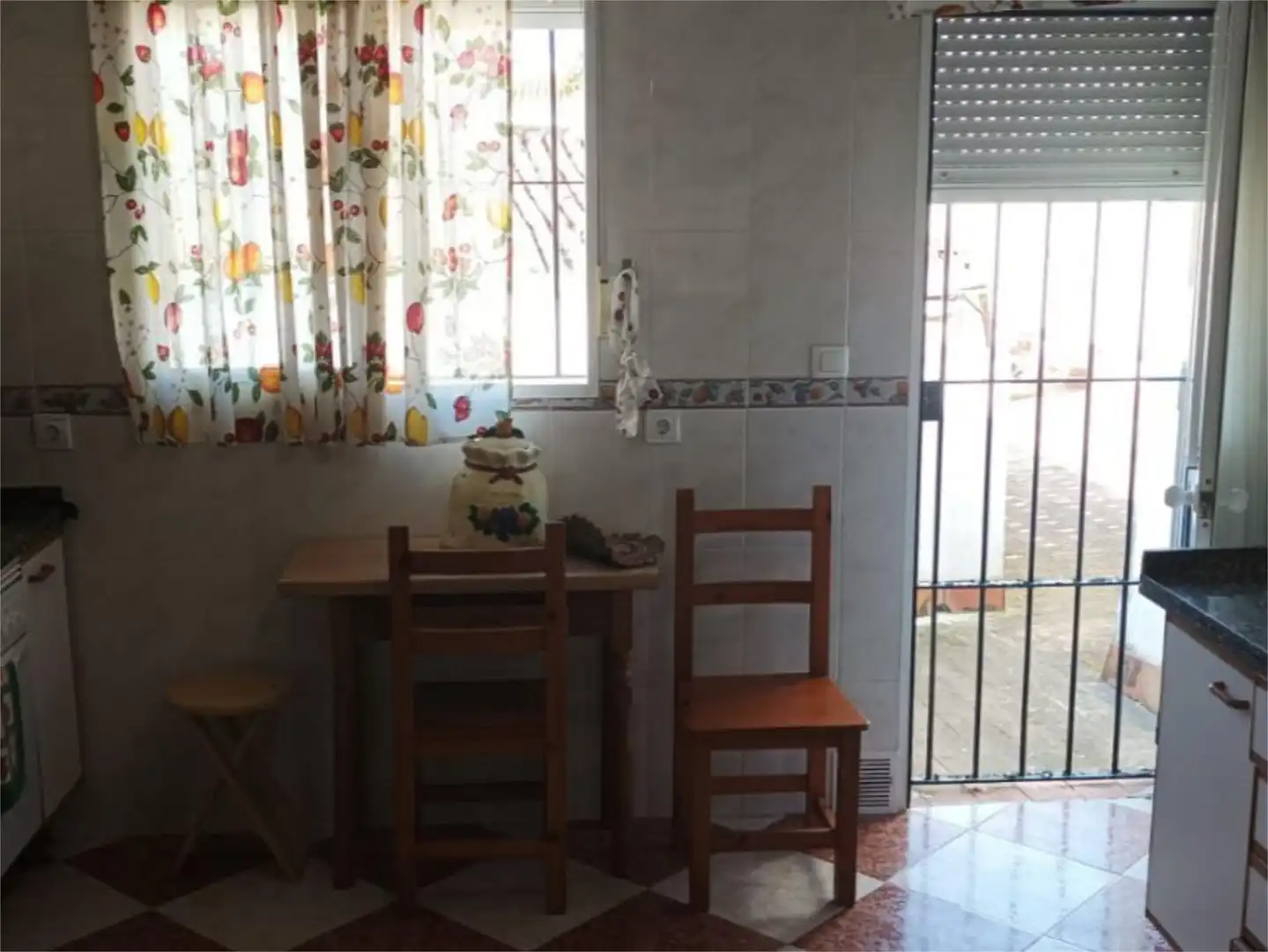 Casa o xalet en venda a Avenida Andalucia, Trigueros Cuina de Casa o xalet en venda en Trigueros amb Terrassa, Moblat i Balcó