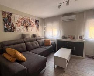 Living room of Flat for sale in Úbeda  with Furnished