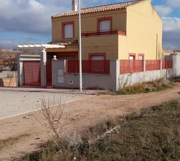 Casa o xalet en venda a Calle Villarrobledo, 2k, La Gineta, Albacete - imatge 1 Foto 1 de Casa o xalet en venda a Calle Villarrobledo, 2k, La Gineta, Albacete
