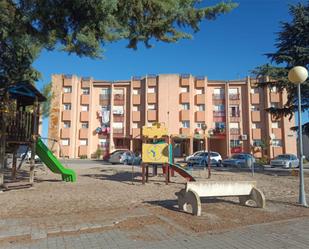 Außenansicht von Wohnung zum verkauf in Aguilafuente mit Heizung, Terrasse und Abstellraum