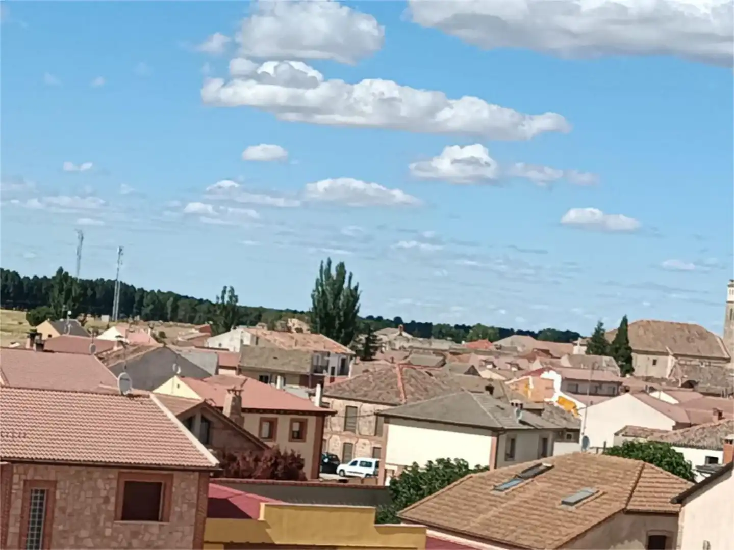 Außenansicht von Wohnung zum Verkauf in Aguilafuente mit Heizung, Abstellraum und Möbliert