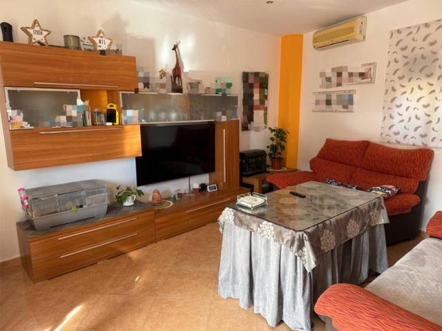 Piso en Venta en Calle San Isidro, 6 en Isla Mayor