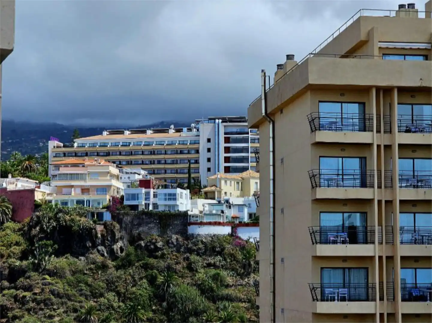 Pis de lloguer a Avinguda Familia de Betancourt y Molina, 26a, Zona Martiánez Pis de lloguer a Avinguda Familia de Betancourt y Molina, 26a, Zona Martiánez