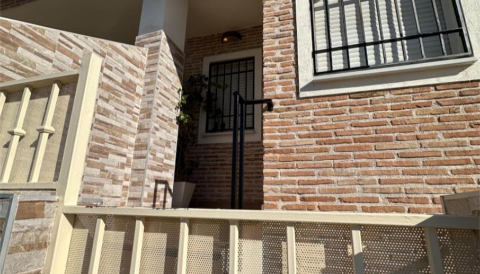 Foto 1 de Casa adosada de lloguer a Avenida de las Palmeras, 1431, San Miguel, Granada