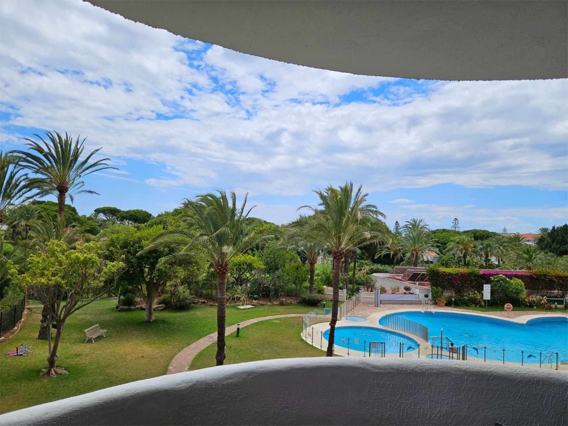 Garden of Flat for sale in Marbella  with Air Conditioner, Heating and Swimming Pool