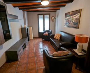 Living room of Flat to rent in Sangüesa / Zangoza  with Heating, Furnished and Balcony