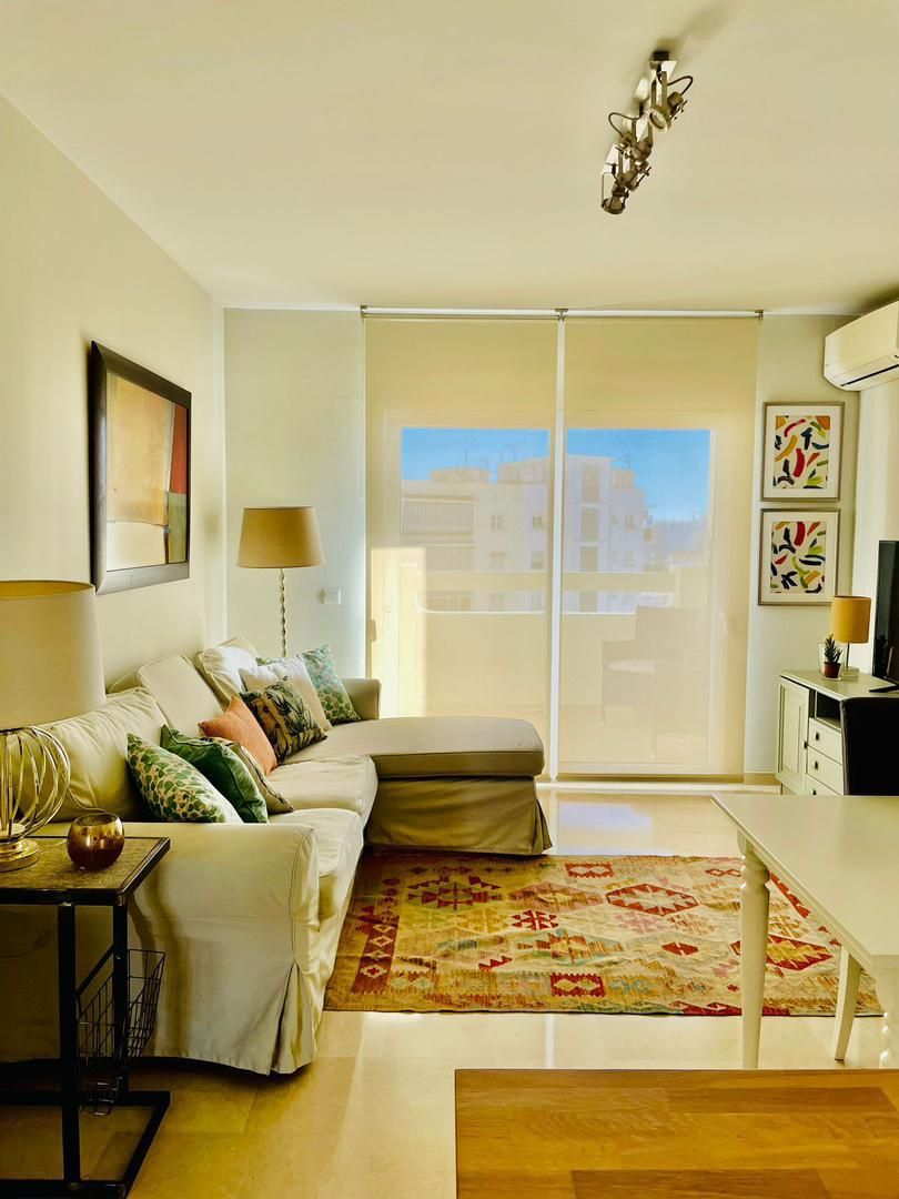 Living room of Flat to rent in Marbella  with Air Conditioner and Terrace