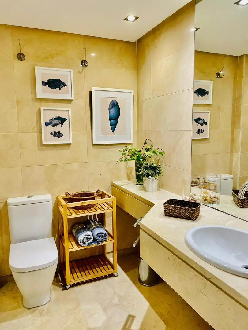 Wohnung zur Miete in Calle Jacinto Benavente, 5, Ricardo Soriano Badezimmer von Wohnung zur Miete in Marbella mit Klimaanlage und Terrasse