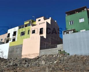 Vista exterior de Casa o xalet en venda en Candelaria amb Aire condicionat, Terrassa i Balcó