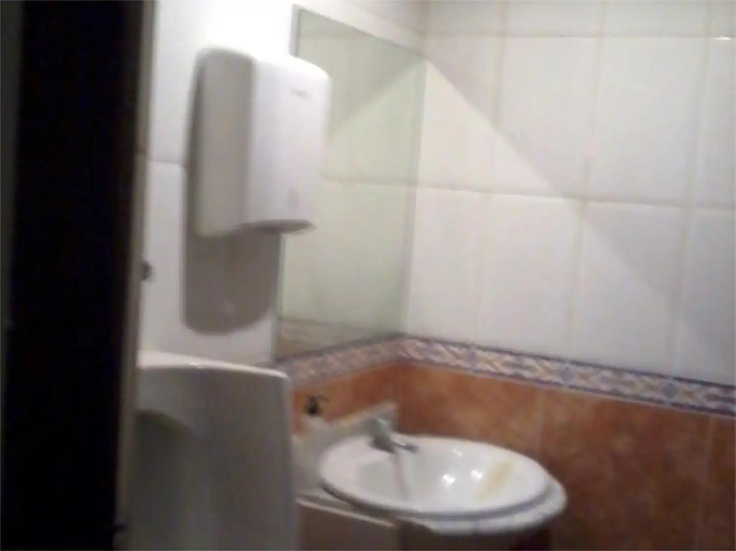 Bathroom of Commercial properties for sale in Valladolid