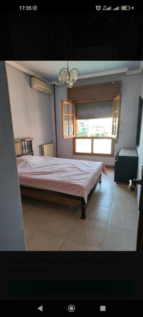 Bedroom of Flat to share in  Madrid Capital  with Heating, Parquet flooring and Terrace