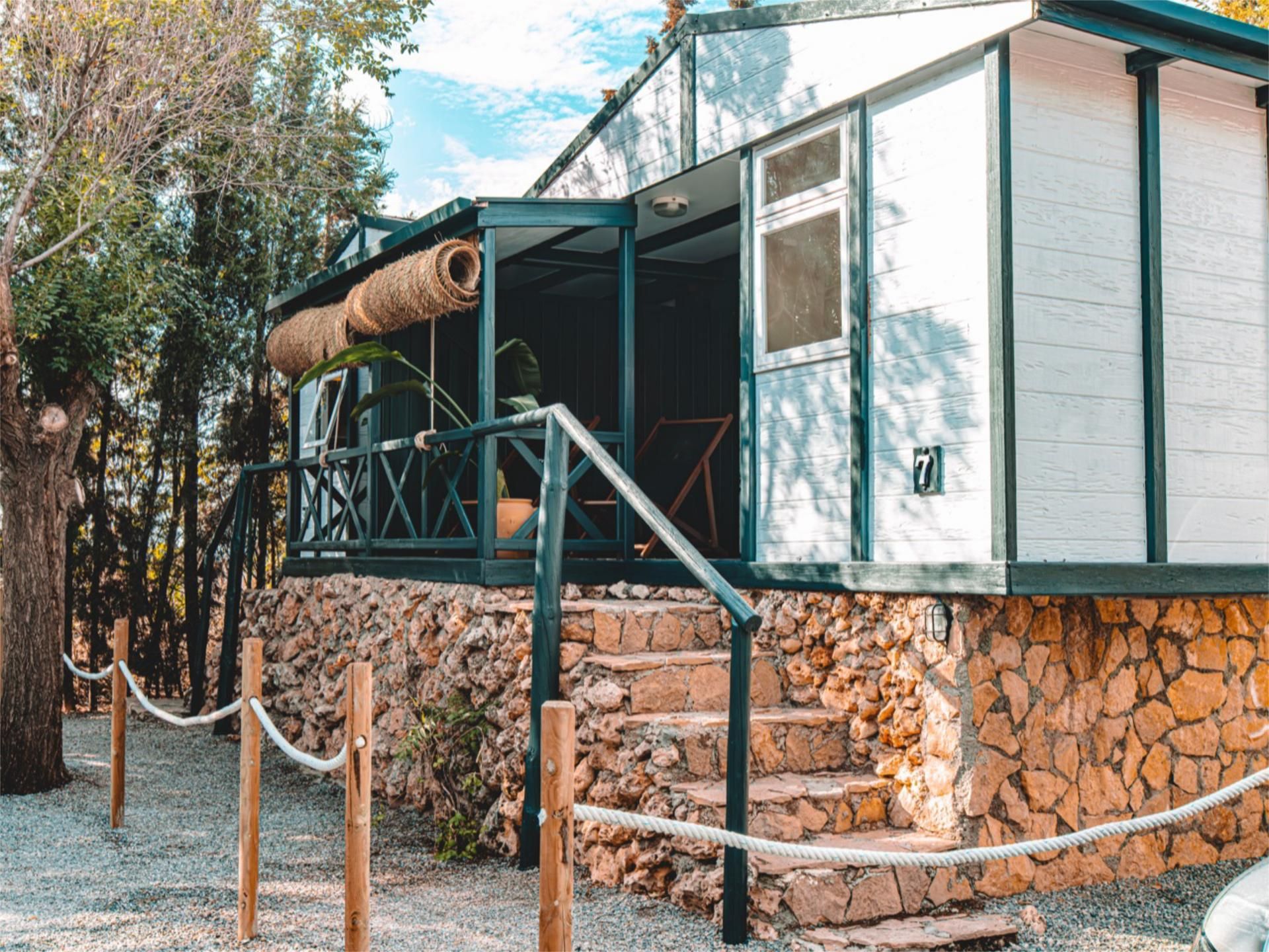 Vista exterior de Estudi de lloguer en Otura amb Aire condicionat, Calefacció i Jardí privat