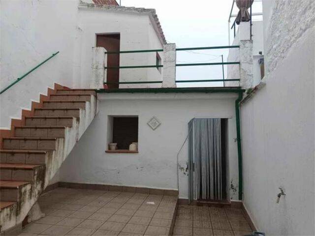 Casa-chalet en Venta en Constantina