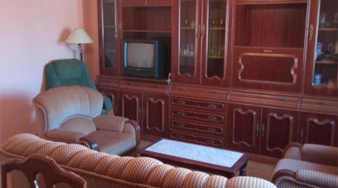 Foto 5 de Pis en venda a Calle Real, 31, Villaturiel, León