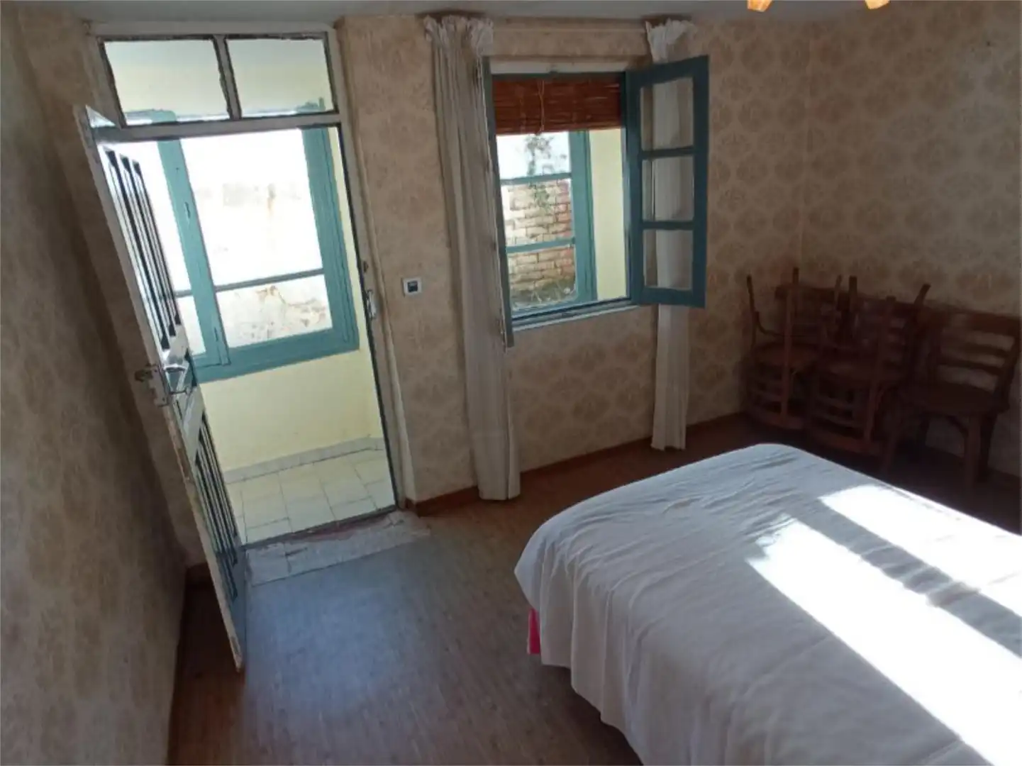 Piso en venta en Calle Real, 31, Villaturiel Habitación de Piso en venta en Villaturiel con Trastero, Amueblado y Balcón