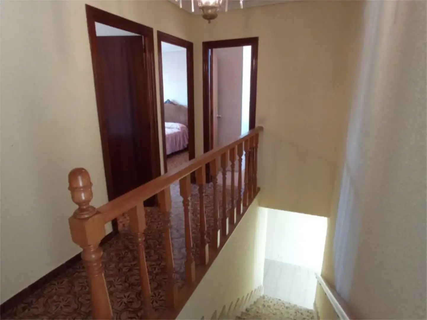 Piso en venta en Calle Real, 31, Villaturiel Piso en venta en Villaturiel con Trastero, Amueblado y Balcón