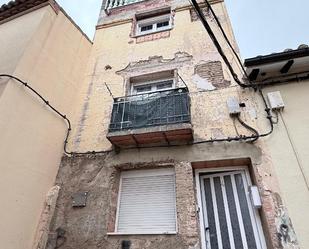 Exterior view of Single-family semi-detached for sale in  Teruel Capital  with Terrace and Balcony