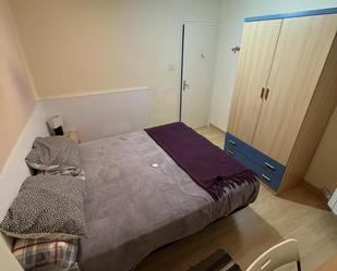 Bedroom of Flat for sale in  Logroño  with Heating, Furnished and Oven