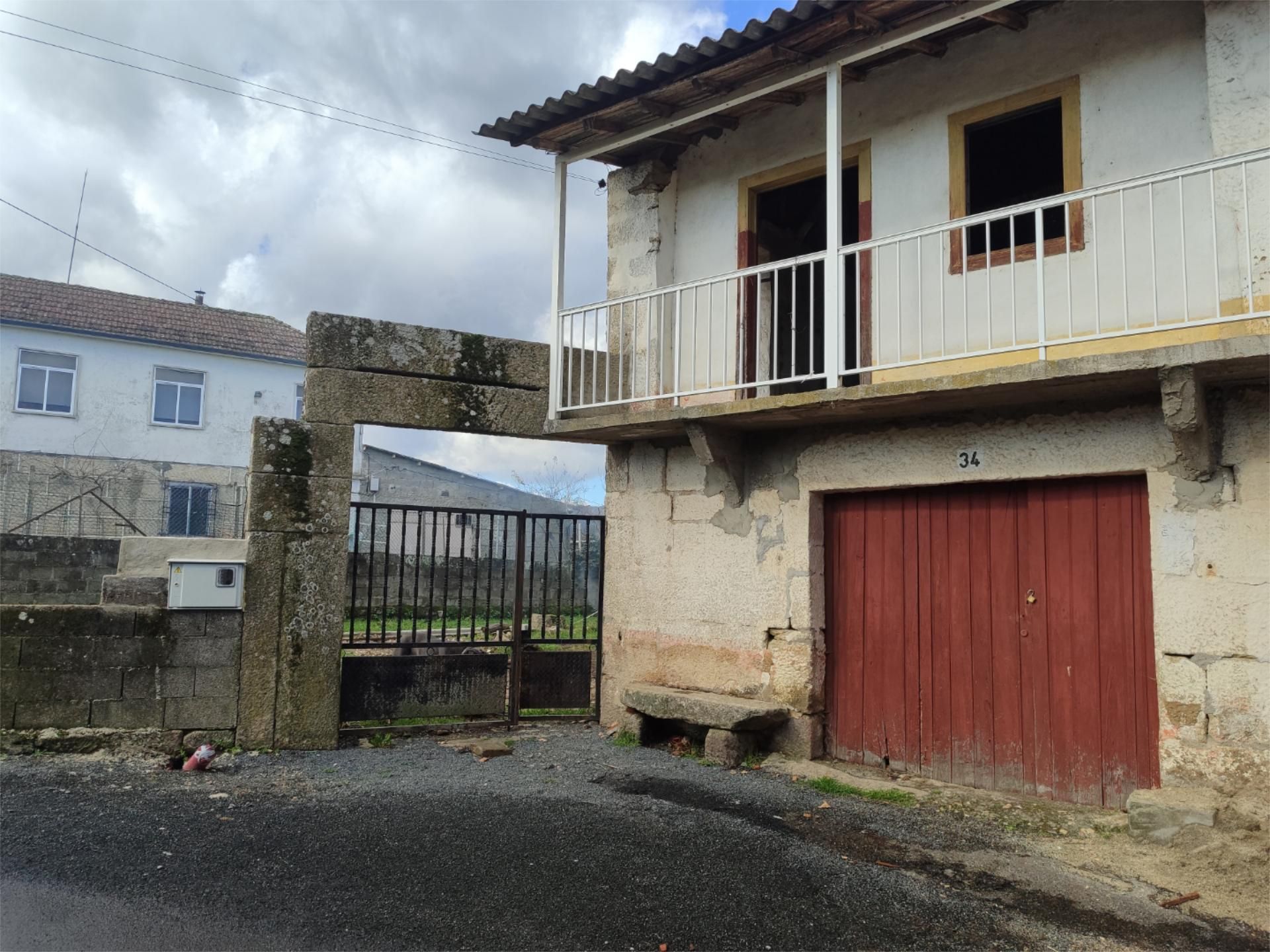 Exterior view of Country house for sale in Oímbra