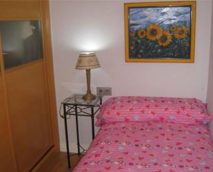 Bedroom of Flat to share in  Valencia Capital  with Air Conditioner, Heating and Parquet flooring