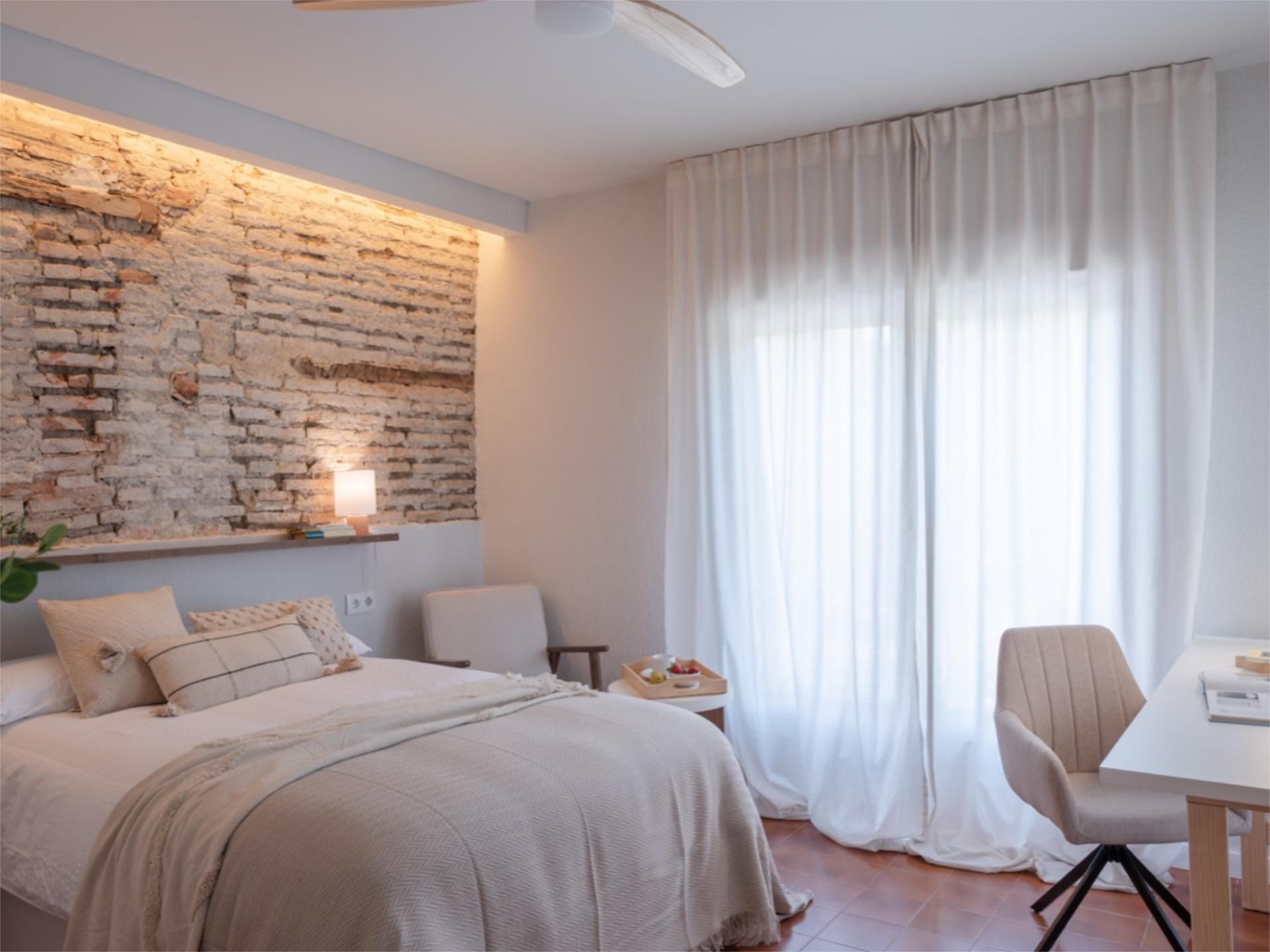 Bedroom of Flat to share in  Granada Capital  with Heating and Furnished