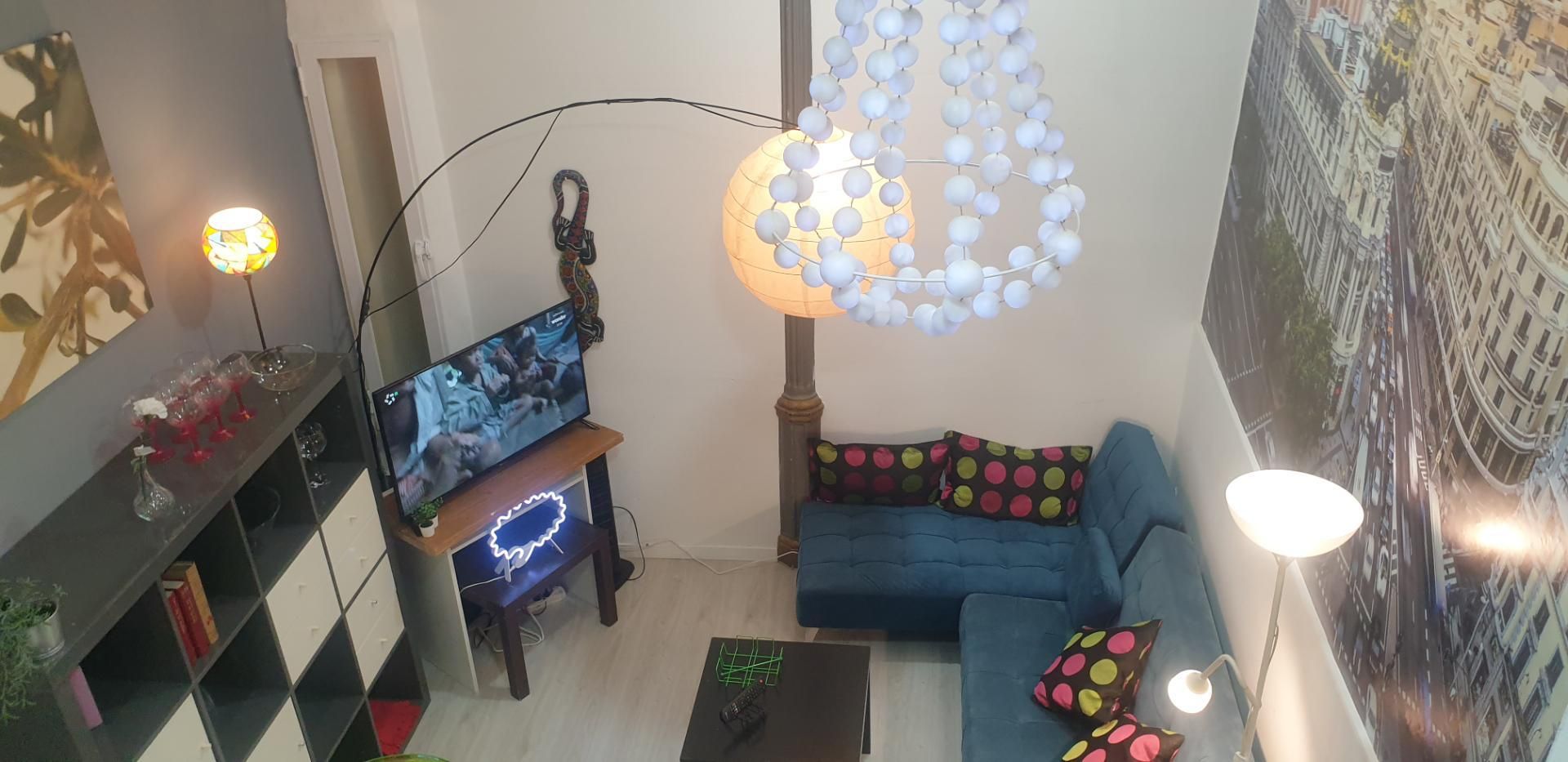 Sala d'estar de Dúplex de lloguer en  Madrid Capital amb Aire condicionat, Calefacció i Parquet