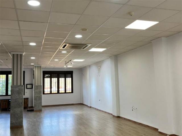 Local comercial en Alquiler en Calle Ermita Vieja, 31 en Jódar