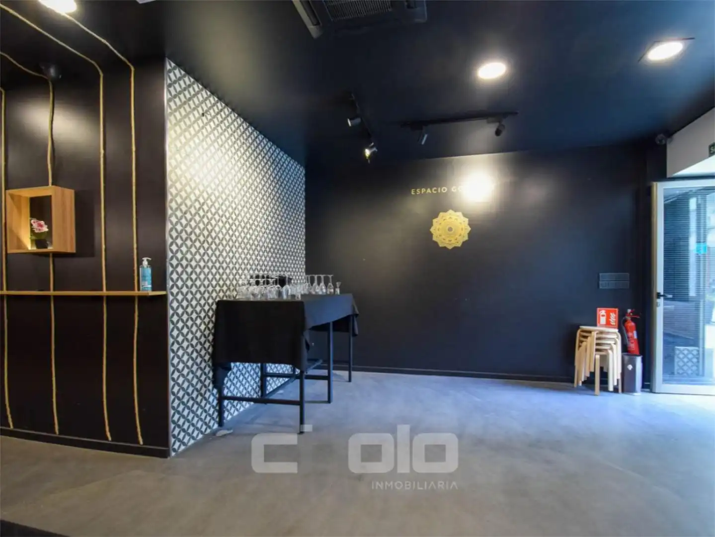 Local en venta en Rúa Túnel de Oural, 82, A Piriganlla - Albeiros - Garabolos Local en venta en Lugo con Aire acondicionado, Calefacción y Amueblado