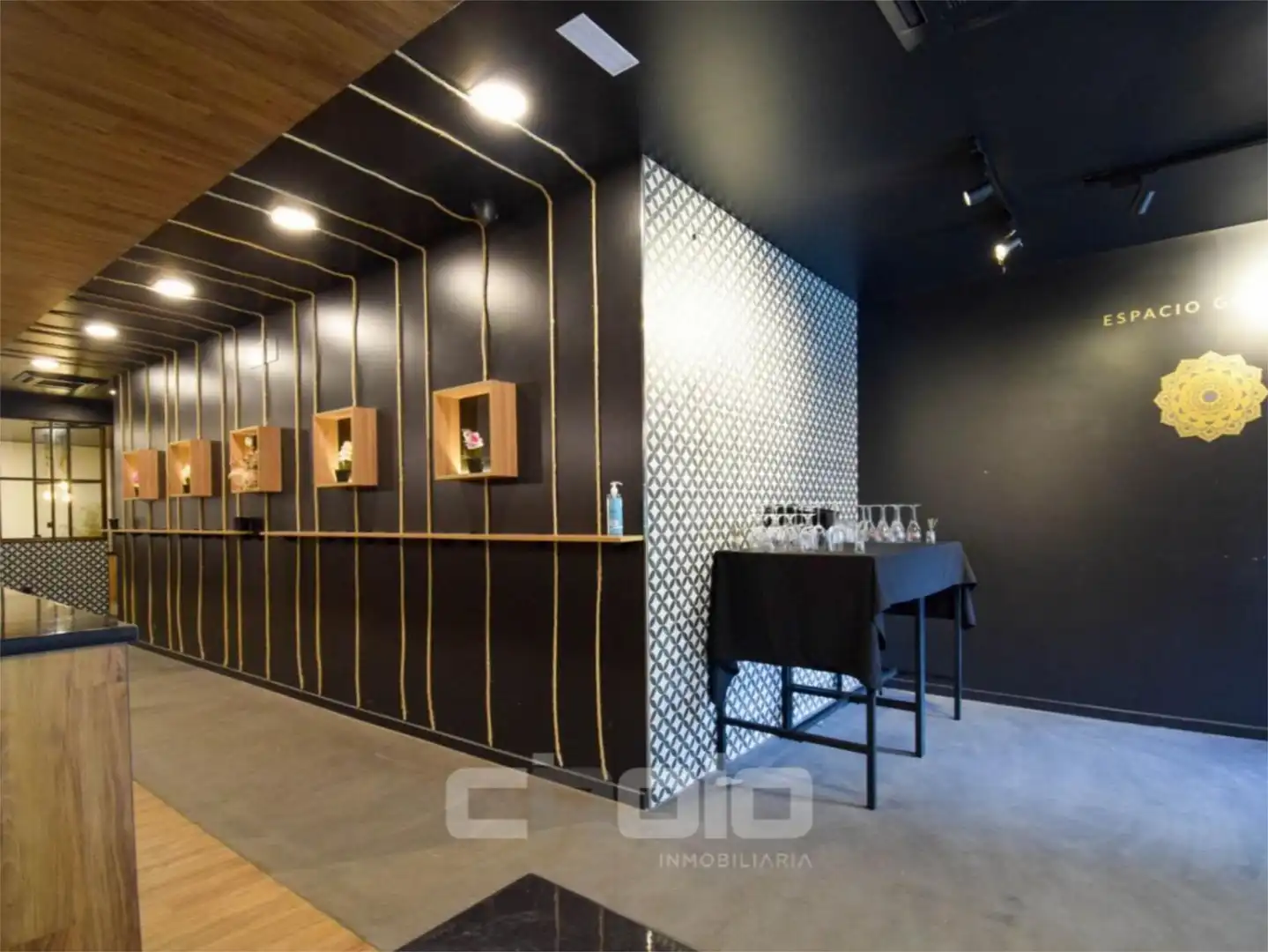 Local en venta en Rúa Túnel de Oural, 82, A Piriganlla - Albeiros - Garabolos Local en venta en Lugo con Aire acondicionado, Calefacción y Amueblado