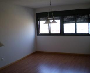 Bedroom of Flat to rent in Pinto  with Storage room, Swimming Pool and Balcony