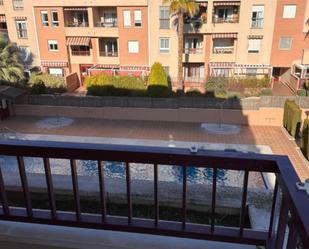 Swimming pool of Flat to rent in  Granada Capital  with Air Conditioner, Heating and Private garden