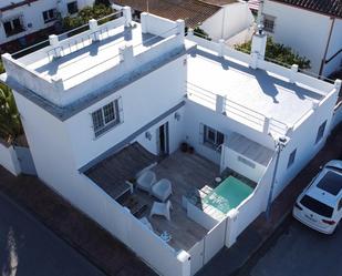 Vista exterior de Casa o xalet de lloguer en El Puerto de Santa María amb Aire condicionat, Terrassa i Piscina