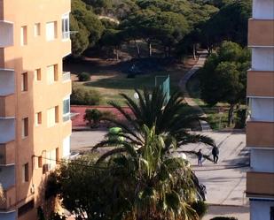 Exterior view of Flat for sale in Guardamar del Segura  with Air Conditioner, Private garden and Storage room