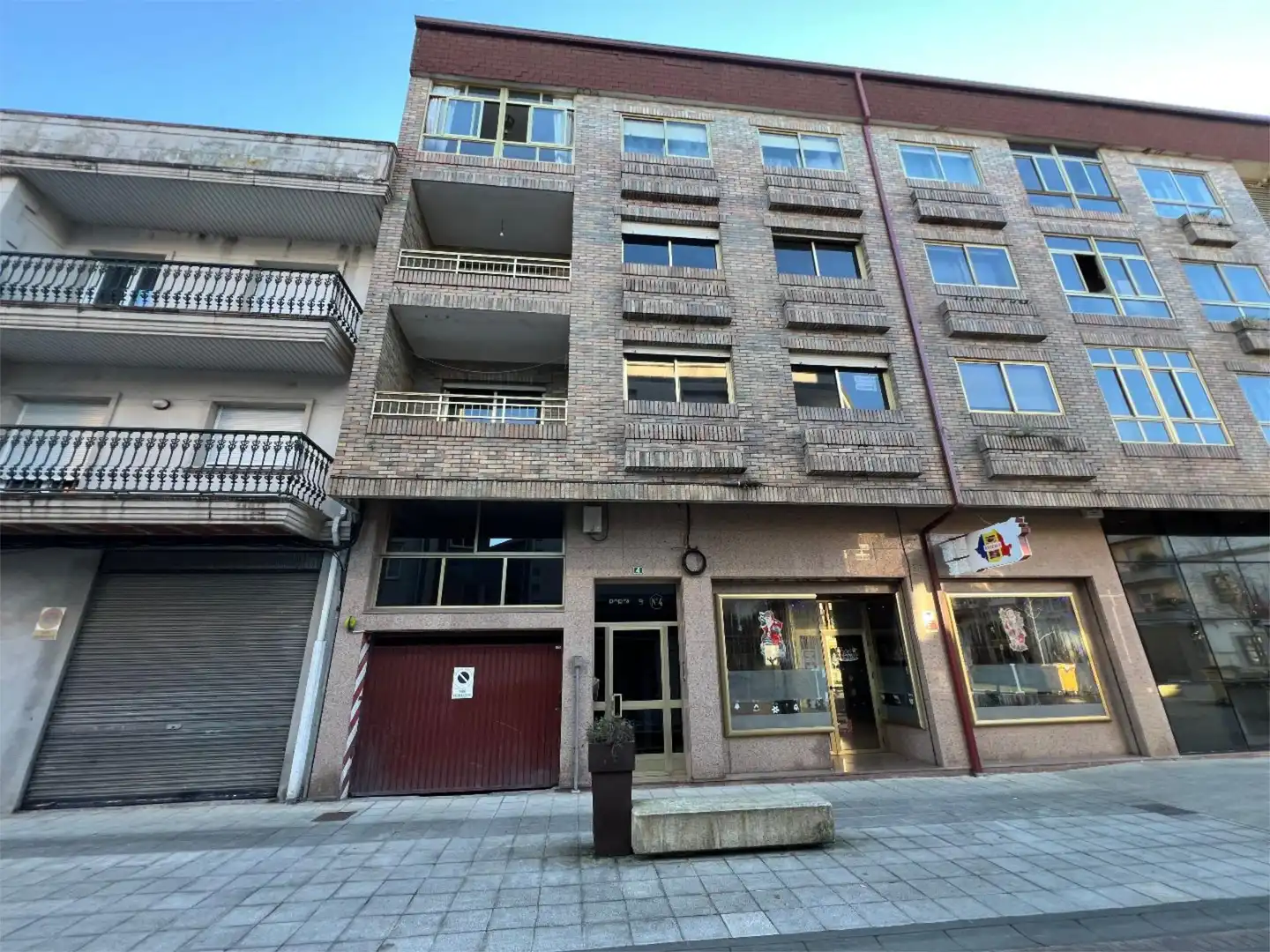 Flat for sale in Rúa Carzaxena, 4, Silleda Exterior view of Flat for sale in Silleda with Parquet flooring, Terrace and Storage room