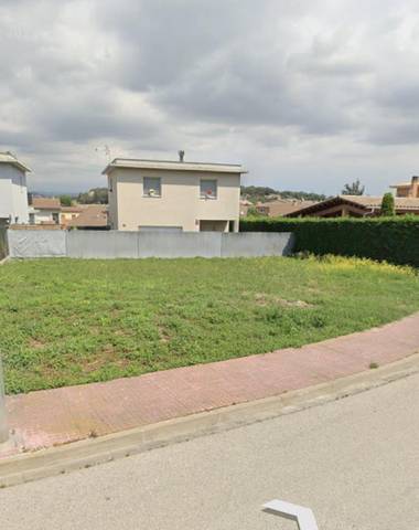 Terreno en Venta en Carrer de Montserrat Roig, 1 en Seva