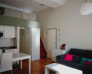 Living room of Study to rent in  Madrid Capital  with Air Conditioner and Swimming Pool