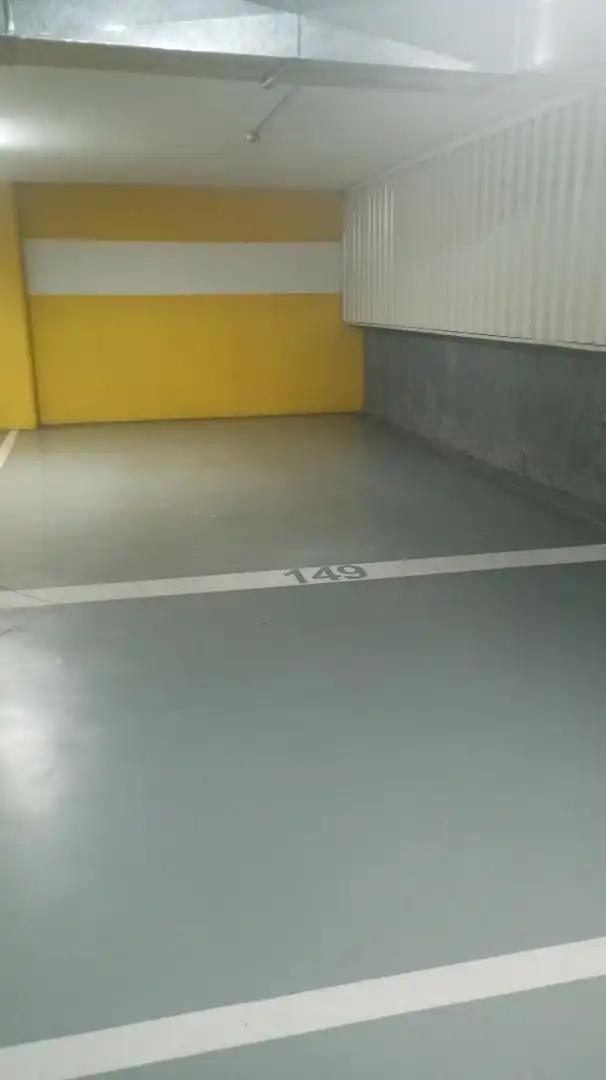 Garaje de alquiler en Avenida del Gran Capitán, 45, Huerta de la Reina - Trassierra Parking de Garaje de alquiler en Córdoba