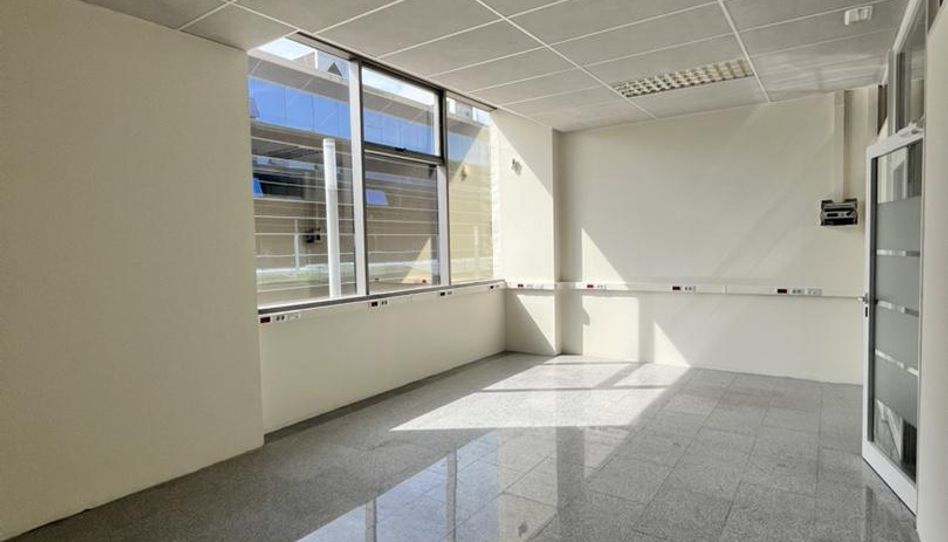 Oficina de alquiler en Calle Larrazko, 79, Ansoáin / Antsoain, Navarra - imagen 1 Foto 1 de Oficina de alquiler en Calle Larrazko, 79, Ansoáin / Antsoain, Navarra