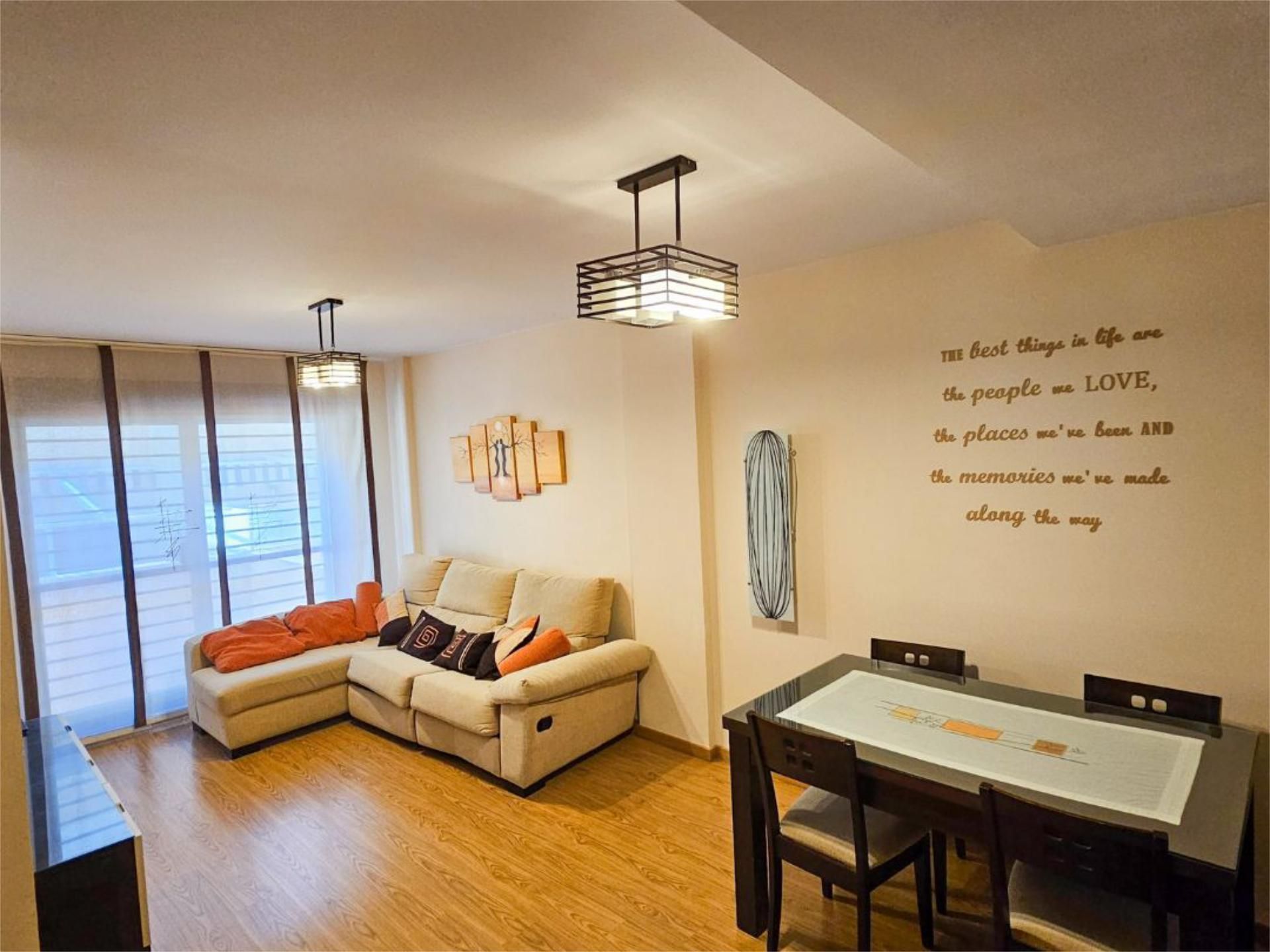 Living room of Flat for sale in Cáceres Capital  with Air Conditioner, Heating and Private garden