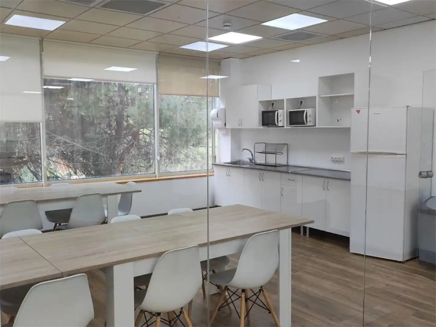 Oficina en venta en Carrer Jesús Serra Santamans, 68, Volpelleres Cocina de Oficina en venta en Sant Cugat del Vallès
