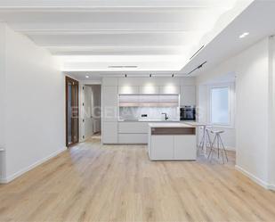 Kitchen of Flat for sale in  Barcelona Capital  with Air Conditioner, Heating and Storage room